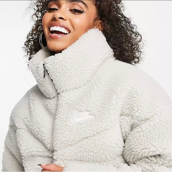 Nike ThermaFit City Sherpa Jacket NWT Size XS/ XSmall - Picture 3 of 14